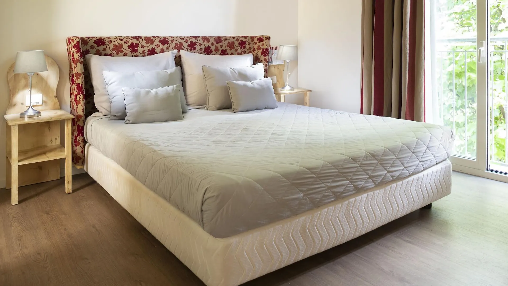 Hotel LaMorosa Rimini 3*,